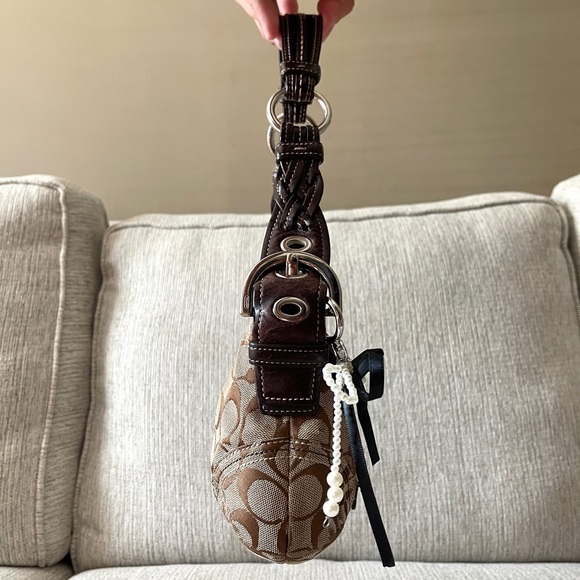 SOLD - Picture 2 of 6